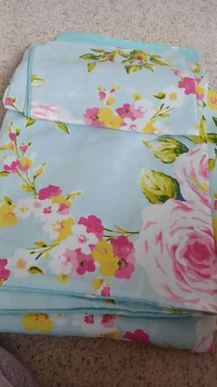 Photo of free Single duvet cover and pillow case (Denton's Green WA10) #1