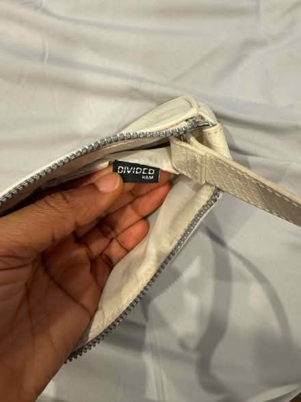 Photo of free H&M mini bag (Ealing Broadway W7) #4