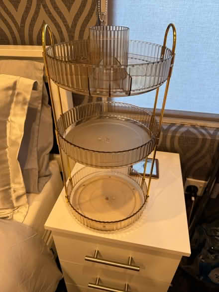 Photo of free Makeup organizer (Ealing Broadway W7) #1