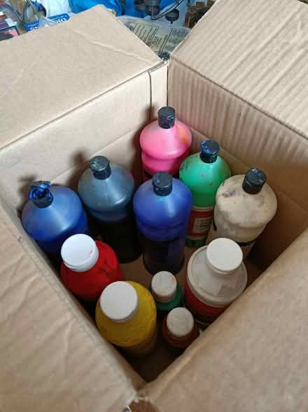 Photo of free Poster paint (Exeter EX2) #1