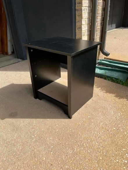 Photo of free End table book storage (Grosvenor) #2