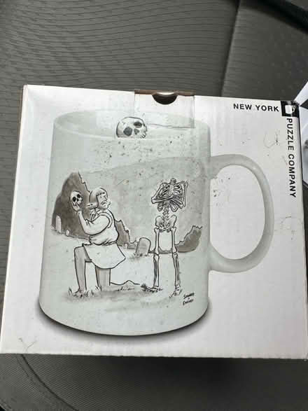 Photo of free New Yorker mug (Burlington near Woburn line) #1