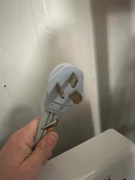 Photo of free Electric Stove (Works) (48239) #2