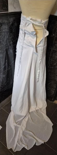 Photo of free Wedding Dress (Hollinswood TF3) #2