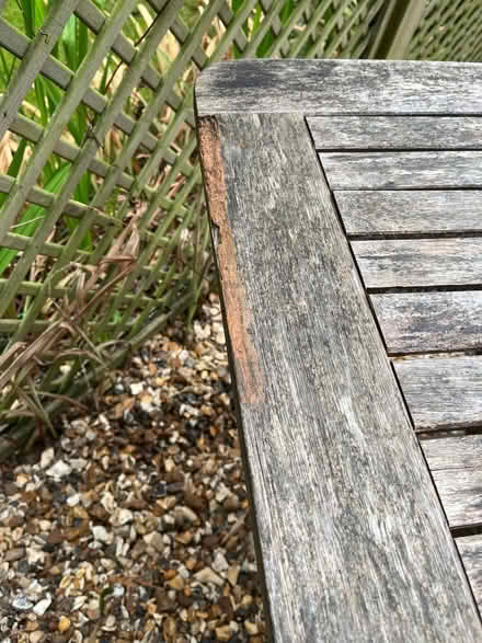Photo of free Teak garden table (Critchill BA11) #3
