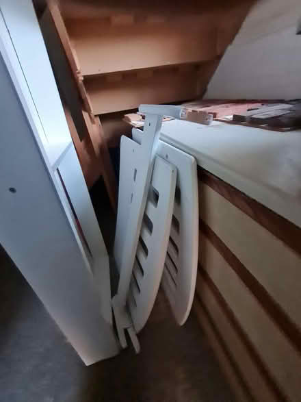 Photo of free Child's bed with drawer (Nuneham Courtenay Ox44 9nx) #3