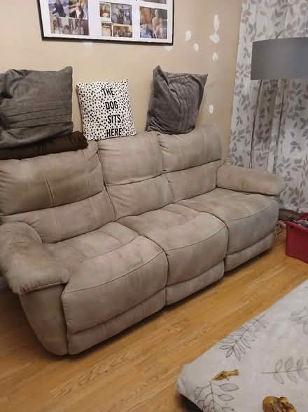 Photo of free Velvet gray recliner sofa (Gillingham ME7) #3