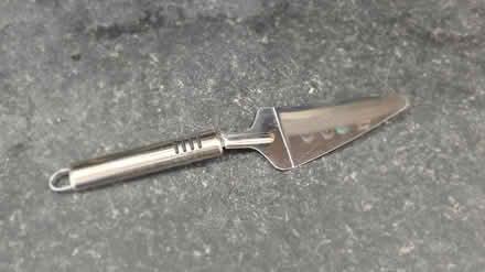 Photo of free Cake cutting spatula (Leeds LS15) #1