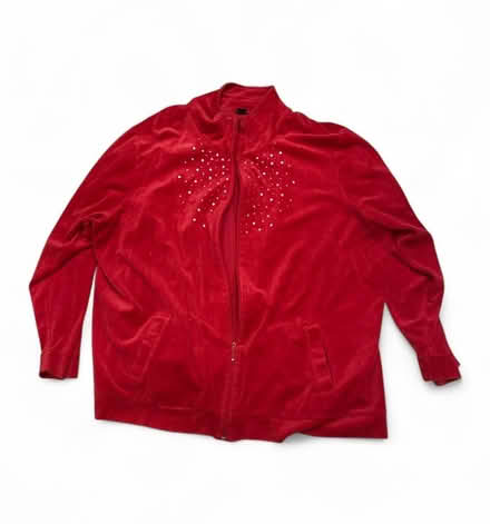 Photo of free Basic Editions Woman’s Jacket (Brooklyn Storage) #1