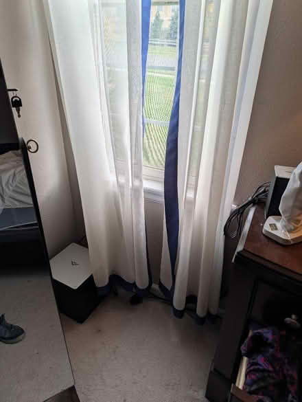 Photo of free curtains (SE Aurora) #3