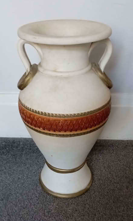 Photo of free Pottery urn (Hillsborough S6) #1