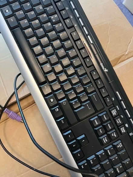 Photo of free Keyboard (Weston) #1
