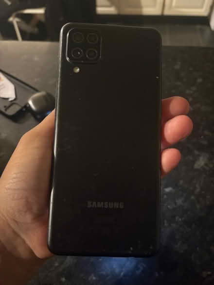Photo of free Damaged Samsung phone (Gipton LS8) #2