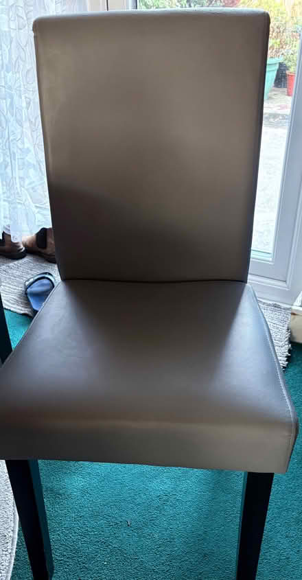Photo of free Table and chairs (Welling DA16) #3