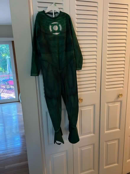 Photo of free Green Halloween Costume (Briarcliffe, Wheaton) #1