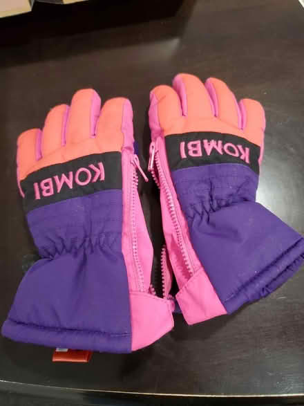 Photo of free Kids winter gloves (Gloucester) #1
