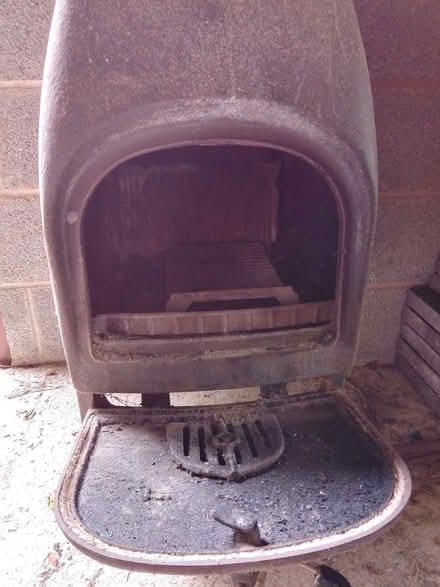 Photo of free Old stove (Bettws-y-crwyn LD7) #3