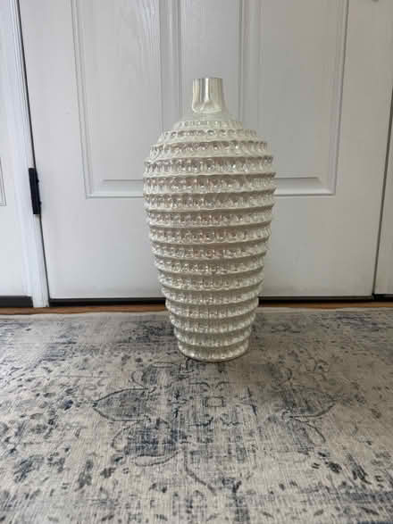 Photo of free decorative vase (West Chester / West Goshen) #1