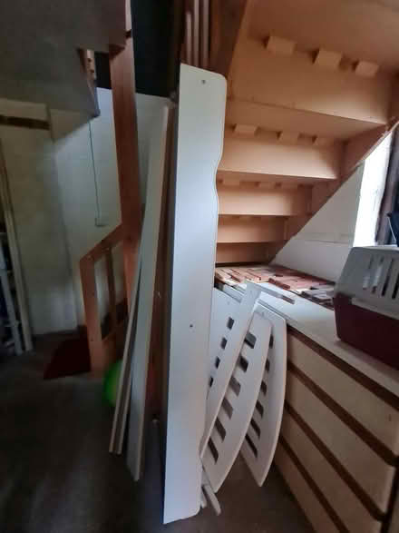 Photo of free Child's bed with drawer (Nuneham Courtenay Ox44 9nx) #4