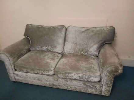Photo of free Small 2 seater sofa. (Kingston Bagpuize OX13) #1
