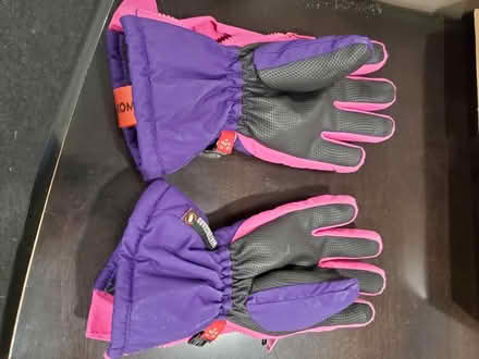 Photo of free Kids winter gloves (Gloucester) #2