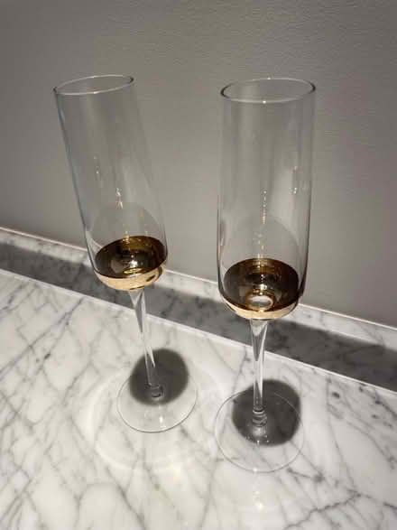 Photo of free Pair of fizz glasses (G61) #2