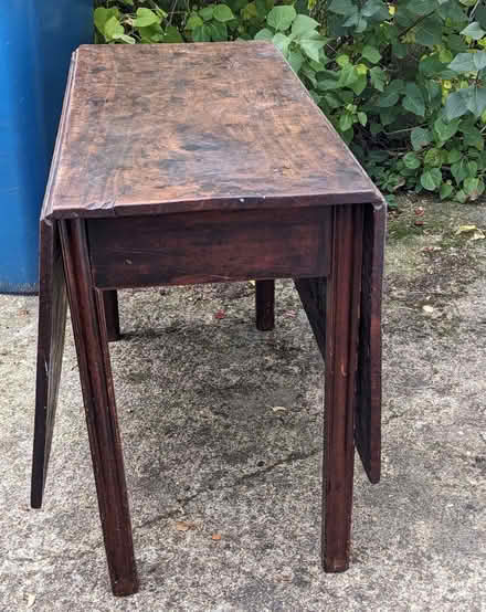 Photo of free Dining table (Kenton HA3) #3