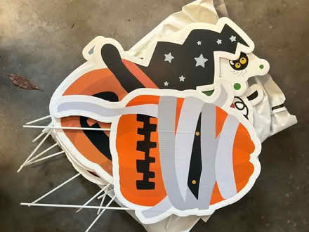 Photo of free small box of Halloween decs (Moraga) #4
