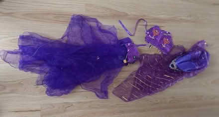 Photo of free Child's fancy dress belly dancer outfit (Ham TW10) #2