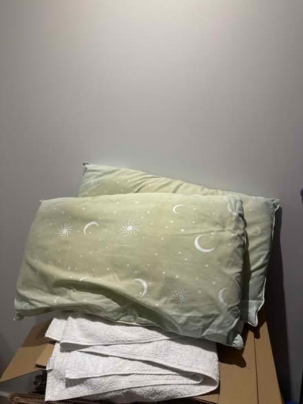 Photo of free Two pillows to give away (se17 1gw) #1