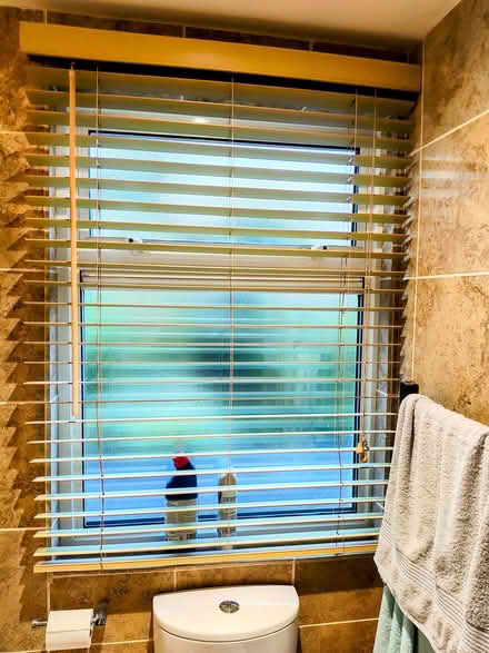 Photo of free Venetian blinds (Northwood HA5) #1