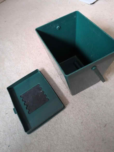 Photo of free Kitchen food waste caddy inc filter (RG4) #2