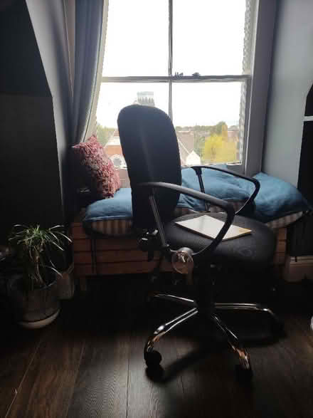 Photo of free Office chair (Stroud Green N4) #1