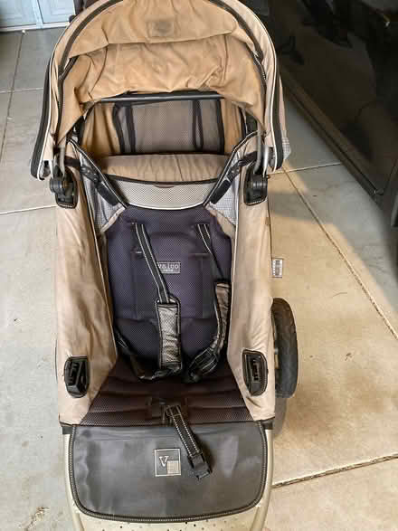Photo of free Child car seats and pram (Carramar) #1