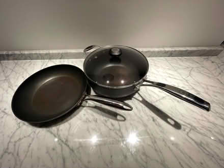 Photo of free Black non stick pans (G61) #3
