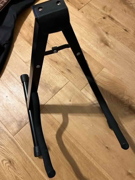 Photo of free Bass guitar with amp, stand, tuner (Braunstone, LE3) #4