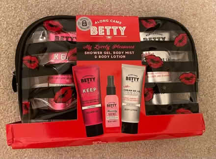 Photo of free Betty body wash set (Charlton SE18) #1
