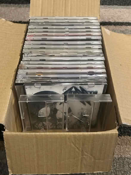 Photo of free Empty cd cases & cassette cases (Jennetts park RG12) #1
