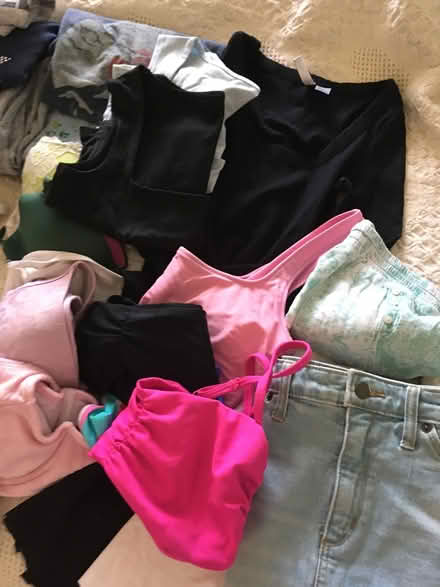 Photo of free Women's clothing -reposting (North Golden) #1