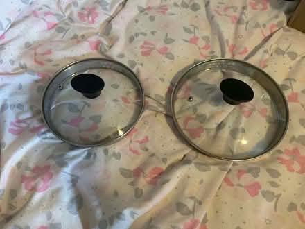 Photo of free 2 saucepan lids (Jennetts park RG12) #1