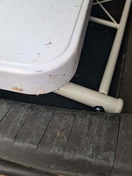 Photo of free Table with folding legs (Gadebridge HP1) #2