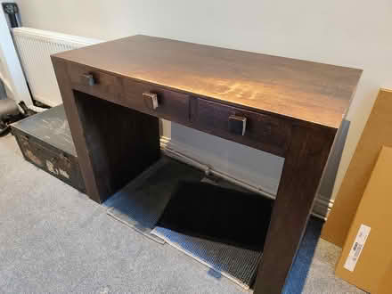 Photo of free Desk (SE41YP) #2