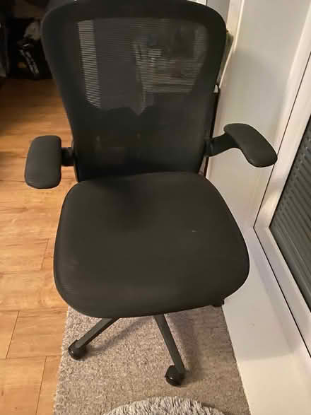 Photo of free Computer chair (Shawlands) #1