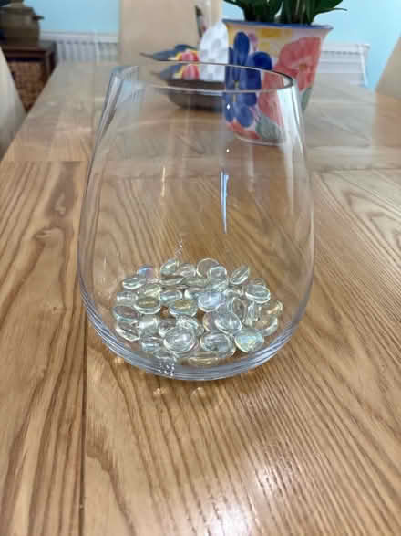 Photo of free Glass vase (Erith DA17) #1