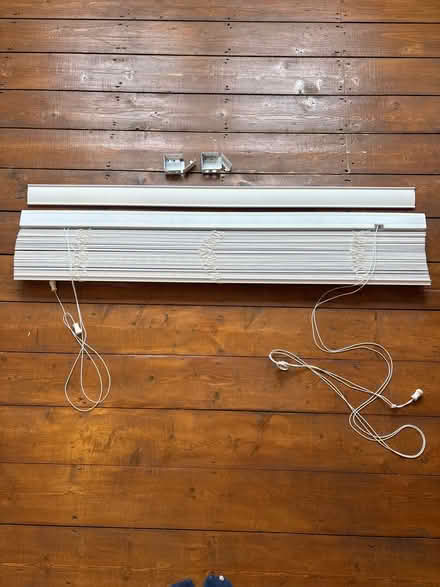 Photo of free White Wooden blind (West Green N15) #1