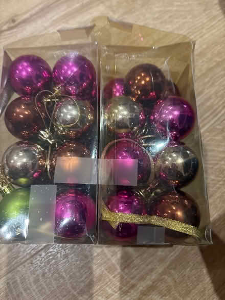 Photo of free Christmas decorations (Boxmoor, Hemel Hempstead) #4