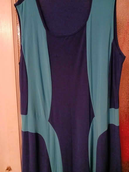Photo of free misl ladies items (60th cedar ave 19143) #4