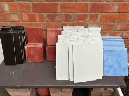Photo of free Wall tiles (Braunstone LE3) #1