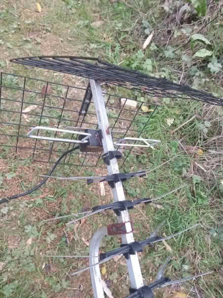 Photo of free Tv aerial (BA2) #2