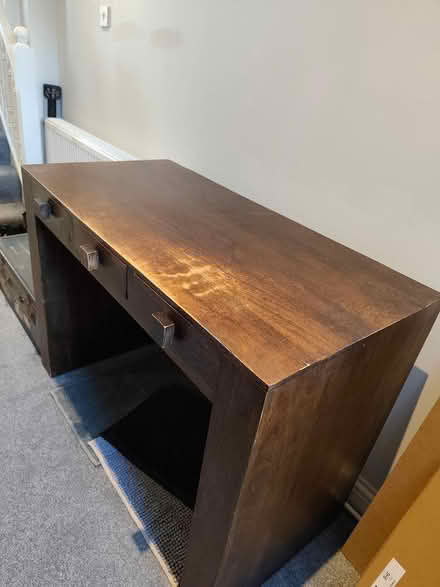 Photo of free Desk (SE41YP) #3